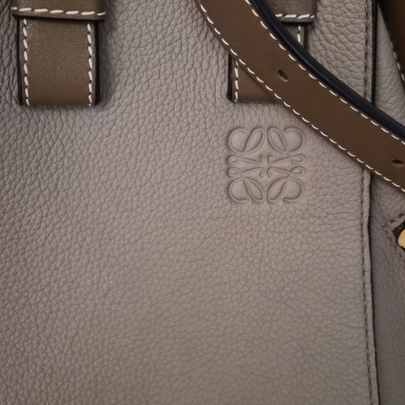 Loewe Light Beige And Taupe Leather Women's Bag HAMMOCK SMALL - Picture 6 of 8